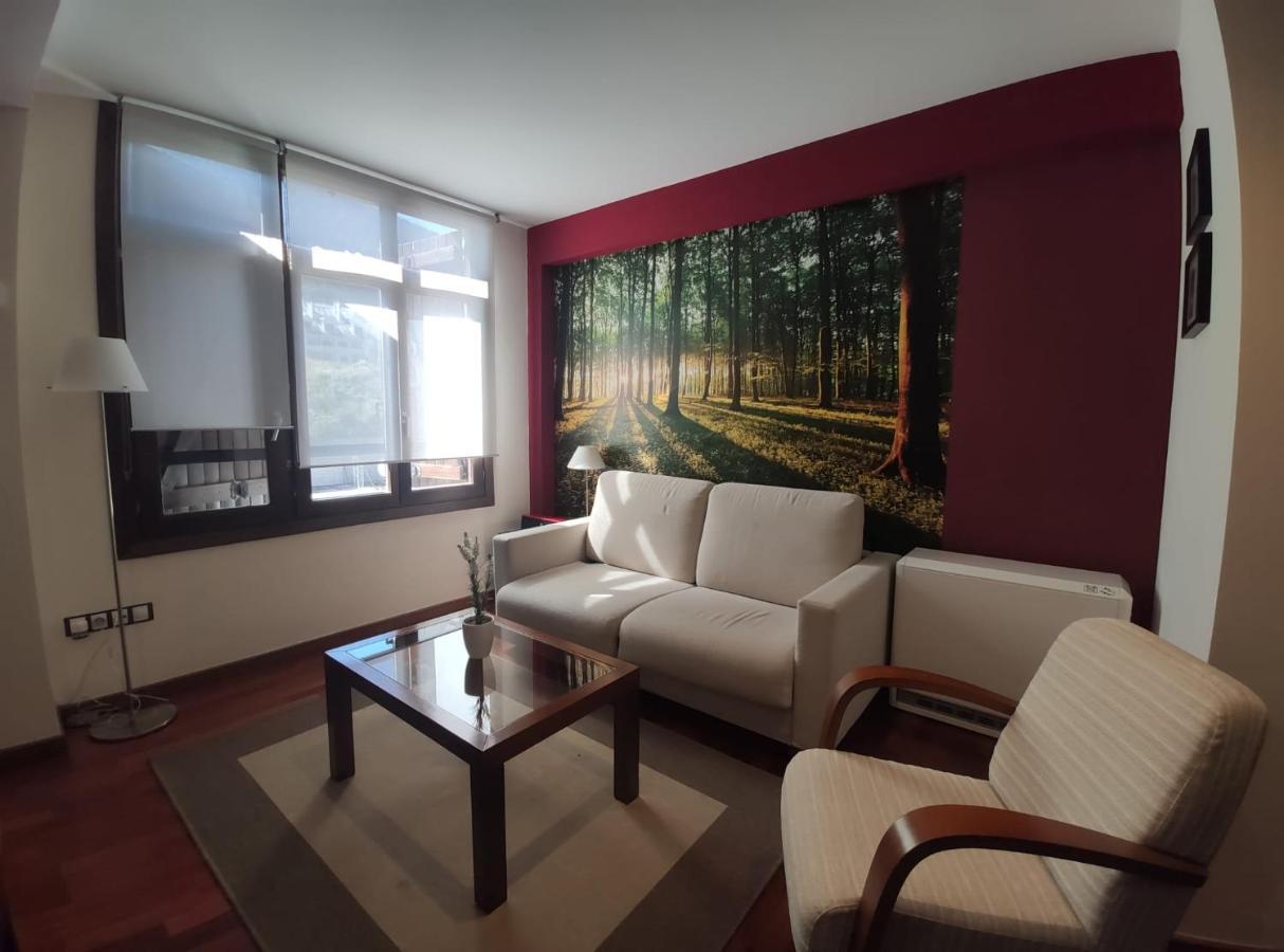 Apartamento Montes De Villanua Exterior photo