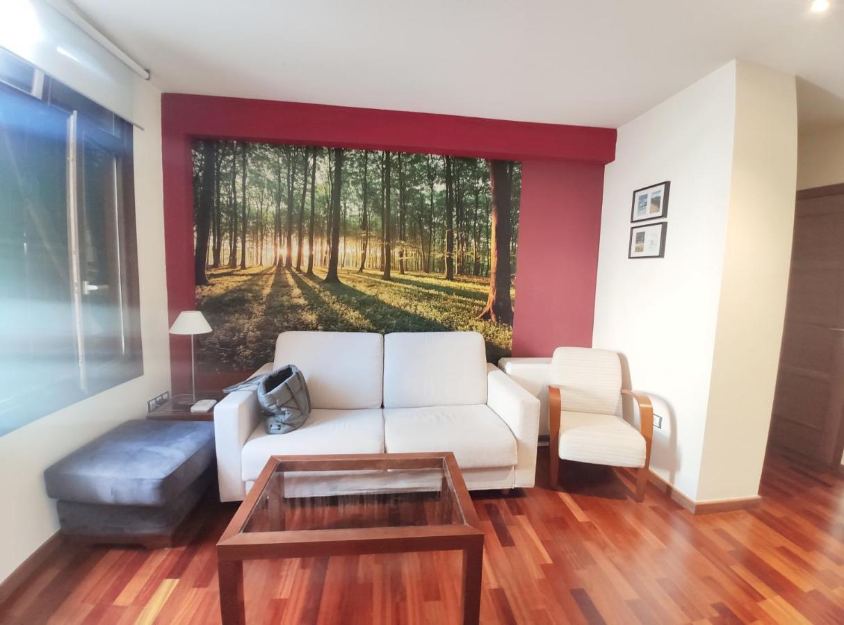 Apartamento Montes De Villanua Exterior photo